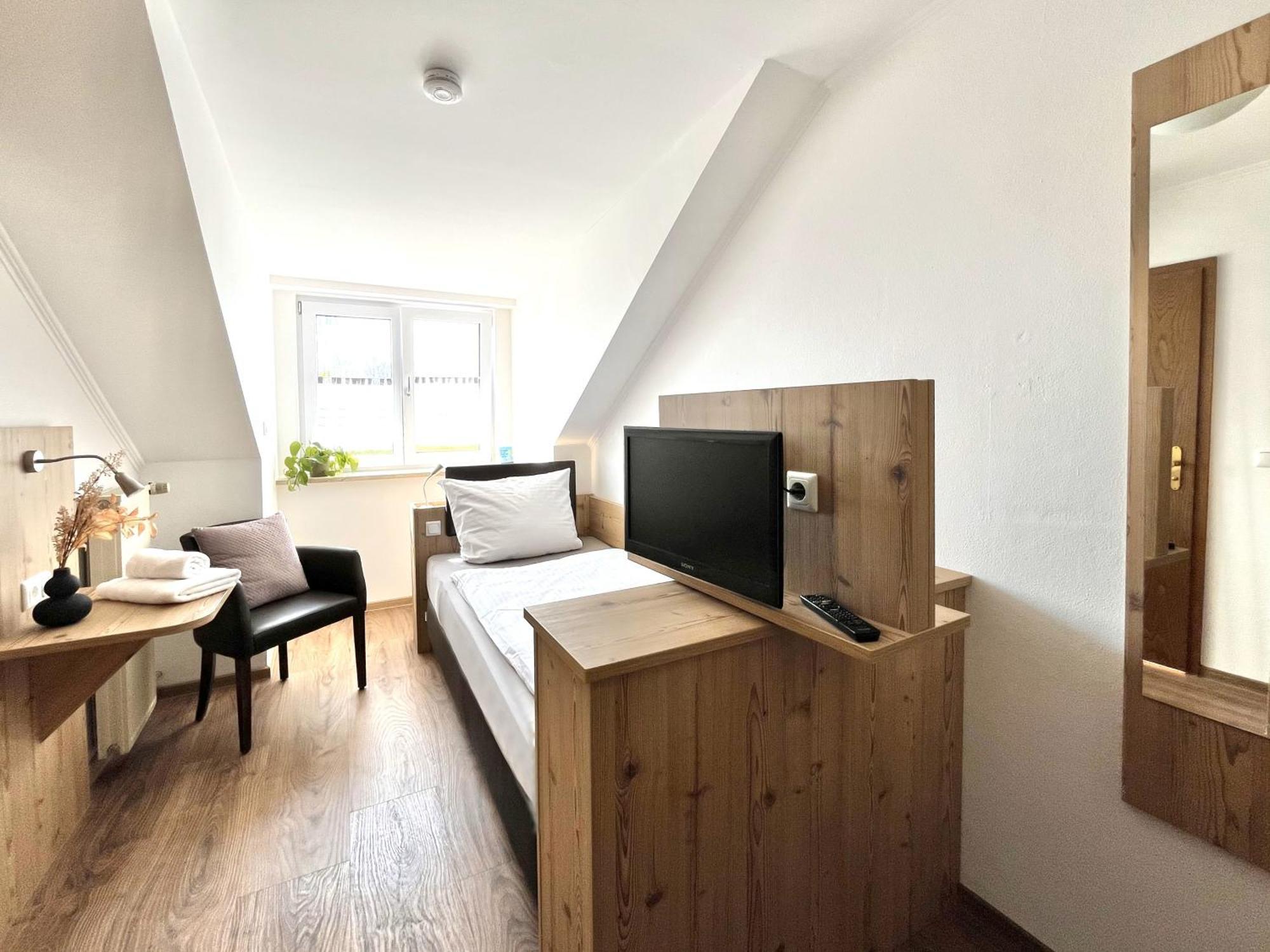 Gastwirtschaft & Hotel Doll Markt Indersdorf Номер фото